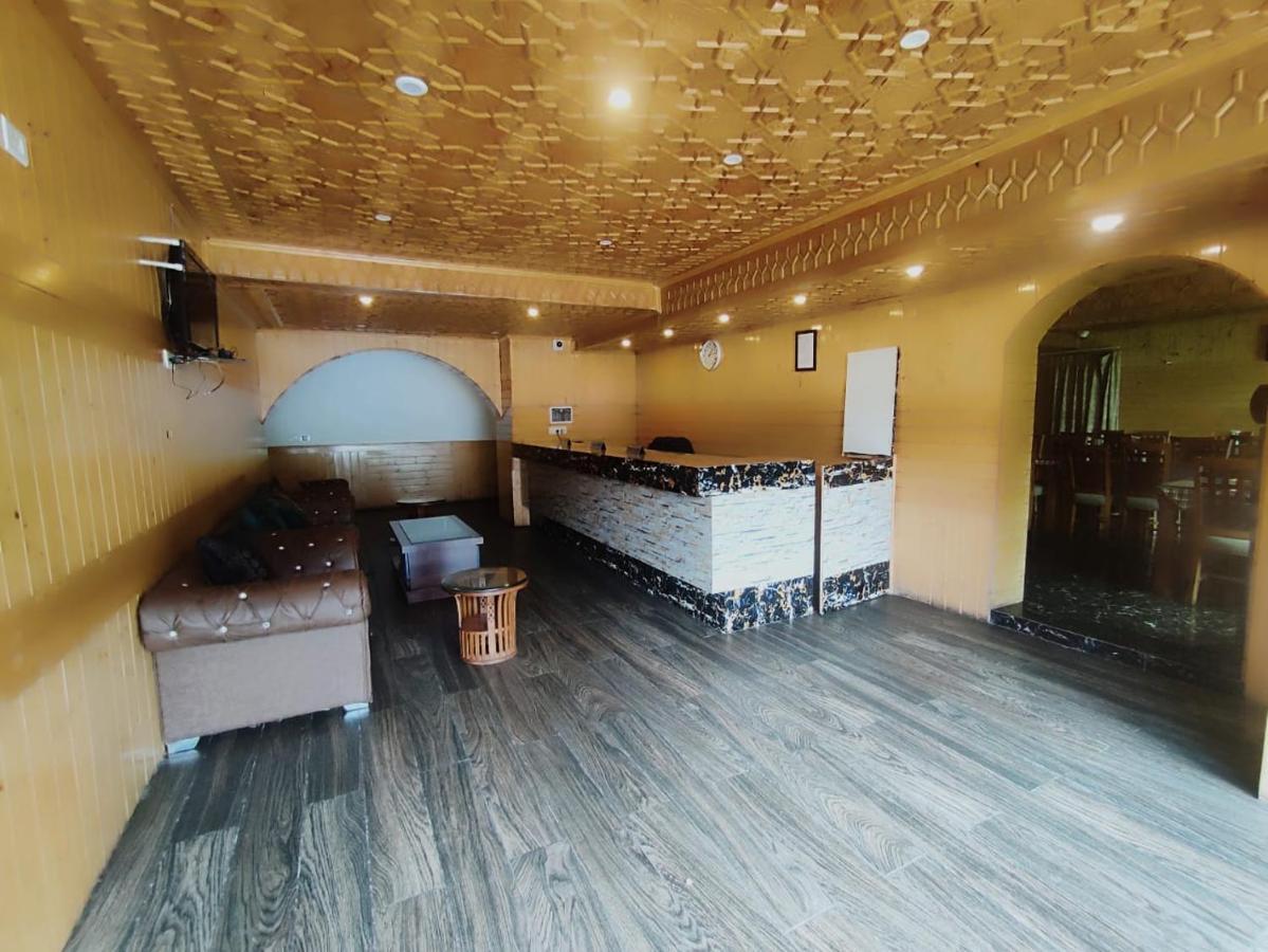 Hotel Sheen Srīnagar Екстериор снимка