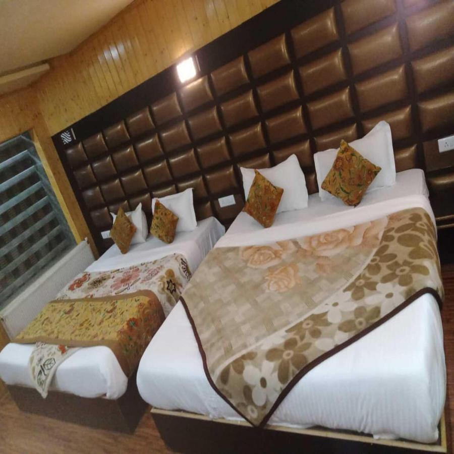 Hotel Sheen Srīnagar Екстериор снимка